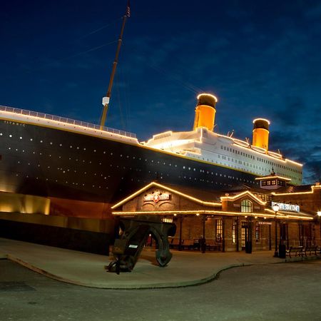 Daya, Hot Tub, Pool Table, 1089 Of Free Attraction Tickets For Each Paid Day, Dollywood And More! Gatlinburg Camera foto