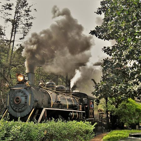 Daya, Hot Tub, Pool Table, 1089 Of Free Attraction Tickets For Each Paid Day, Dollywood And More! Gatlinburg Camera foto