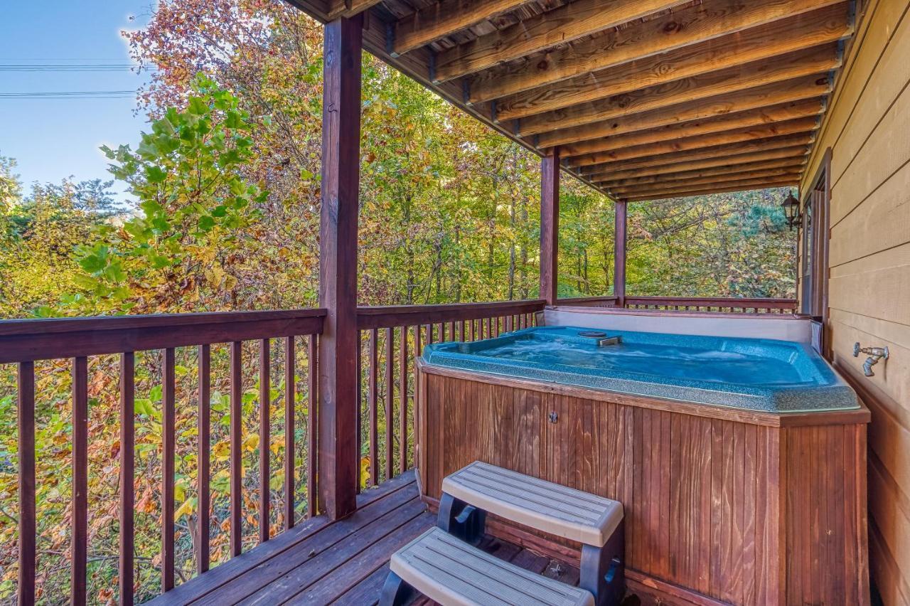 Daya, Hot Tub, Pool Table, 1089 Of Free Attraction Tickets For Each Paid Day, Dollywood And More! Gatlinburg Esterno foto